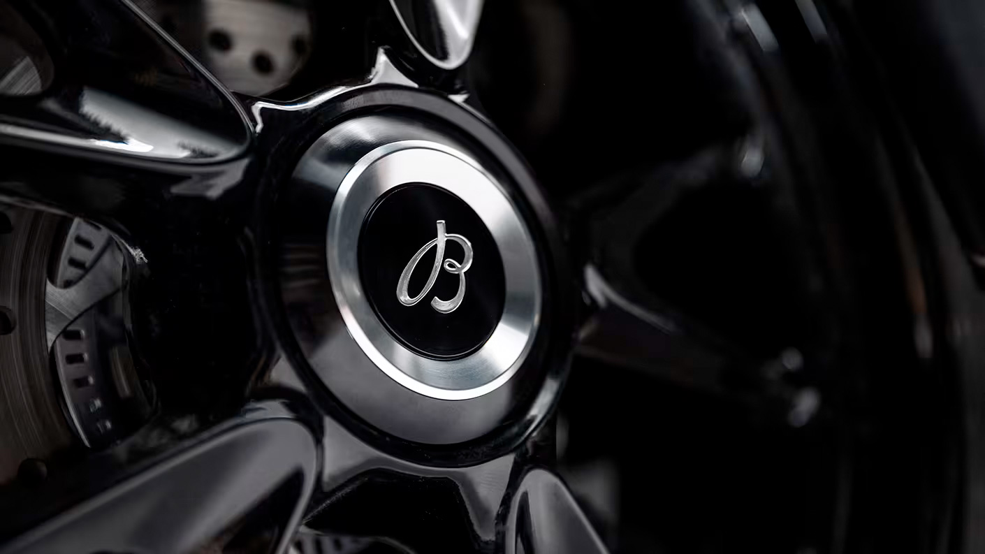 NEW FULLY ENGAGED & COMMITTED ERGONOMICS