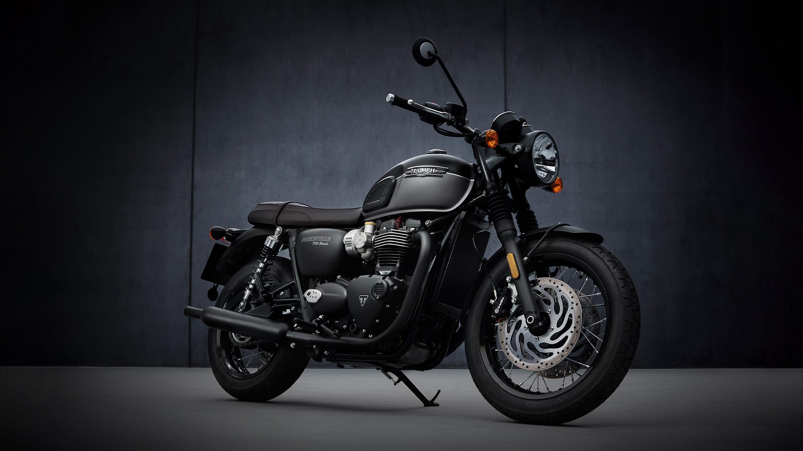 Triumph BONNEVILLE T120 BLACK