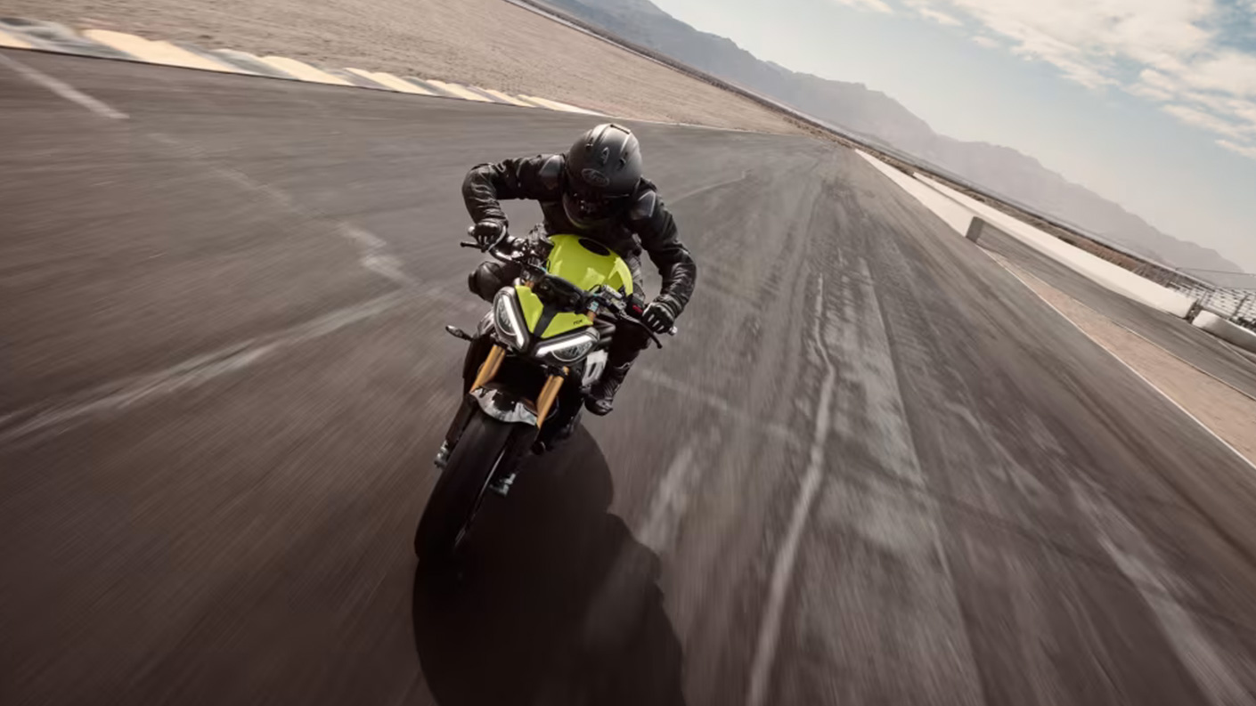 AGILE AND PRECISE HANDLING